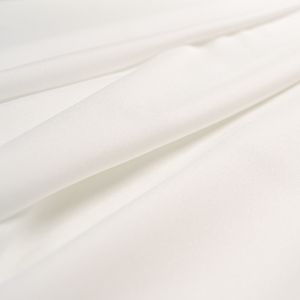 Chiffon lisse/ silky couleur blanc