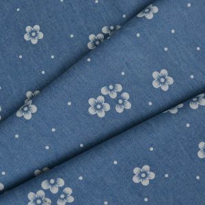Tissu denim fin Jean avec imprimé fleurs bleu clair