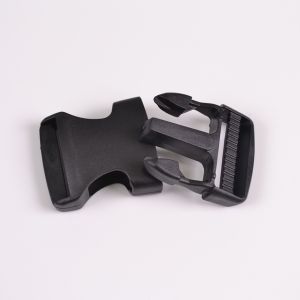 Boucle clip plastique 32x80 mm noir
